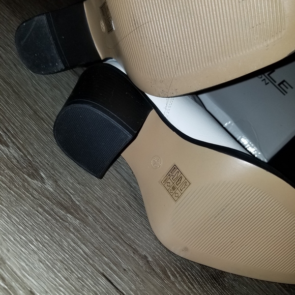 Truffle brand White Ankle Boots - Picture 4 of 4